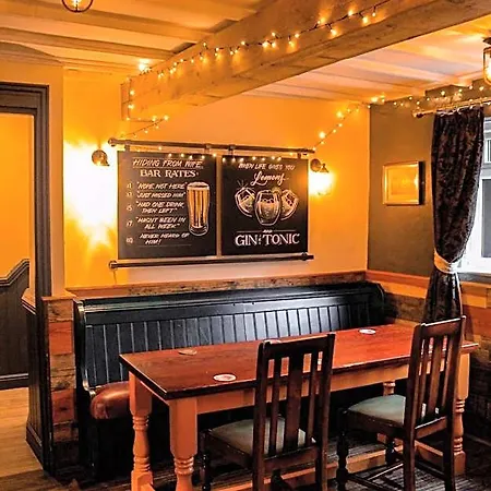 The Bay Horse, Fogadó 4*